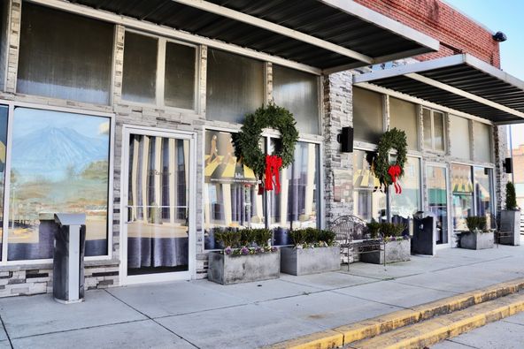 123 W Main St, Walnut Ridge, AR 72476